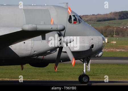 Breguet Atlantique 9, un avion de patrouille maritime 2 exploités par la marine française, à l'aéroport de Prestwick au cours de l'exercice Joint Warrior 19-1. Banque D'Images