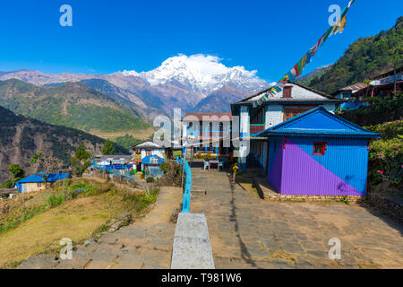 Landruk village vue sur le chemin de l'Annapurna base camp trekking.roaut Landruk Nepall 17-12-2018 12:40:24,078 Banque D'Images