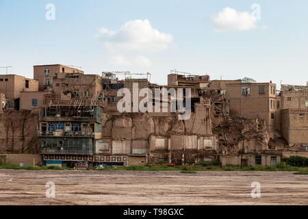 Kashgar, Xinjiang, Chine : les quartiers pauvres à la périphérie de la vieille ville de Kashgar, un important site touristique le long de la route de la soie et l'un de l'extrémité occidentale de cit Banque D'Images