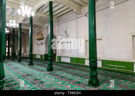 Aug 2017, Kashgar, Xinjiang, Chine : l'intérieur de la Mosquée Id Kah, les plus célèbres attractions de Kashgar, ville ancienne. Construit en 1442, c'est la larg Banque D'Images