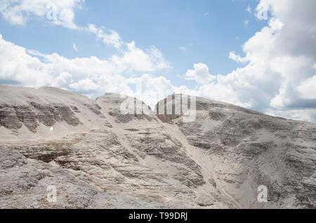 Piz Boe le sommet le plus élevé de la Sella Gruppe Le Val Gardena Dolomites Tyrol du Sud, Italie Banque D'Images