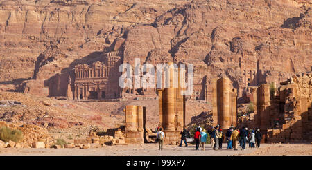 Vía Romana de Las Columnas, Petra, Jordanie, Oriente Medio Banque D'Images