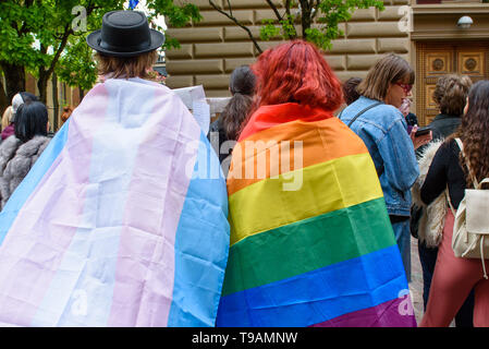 Riga, Lettonie. 17 mai 2019. Manifestation devant le Parlement de la Lettonie. Journée internationale contre l'Homophobie et Transophobia. Credit : Gints Ivuskans/Alamy Live News Banque D'Images