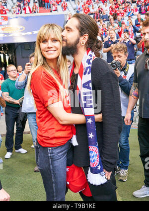 Munich, Allemagne. 18 mai 2019. Heidi Klum, GNTM Moderatorin et modèle avec copain, Tom Kaulitz Tokio Hotel bande FC BAYERN MUNICH - EINTRACHT FRANKFURT - DFL RÈGLEMENT INTERDIT TOUTE UTILISATION DES PHOTOGRAPHIES comme des séquences d'images et/ou quasi-vidéo - 1.ligue de soccer allemand , Munich, 18 mai 2019, journée 34 saison 2018/2019, FCB, © Peter Schatz / Alamy Live News Banque D'Images