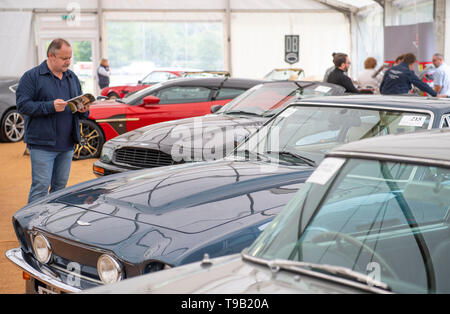 Le Wormsley Estate, Saunderton, UK. 18 mai 2019. 20e anniversaire édition de Bonhams vente annuelle dédiée à Aston Martin et Lagonda a lieu le 19 mai 2019. Credit : Malcolm Park/Alamy Live News. Banque D'Images