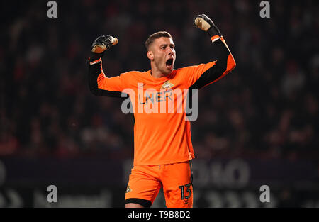 Doncaster Rovers' Marko Marosi célèbre après Andy Butler (pas sur la photo) marque son deuxième but de côtés du jeu pendant le Sky Bet League un play-off, jambe deuxième match à La Vallée, Londres. Banque D'Images