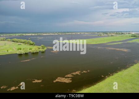 Les inondations dans le delta de la Volga, en Russie. Paysage naturel. Vue de dessus. Banque D'Images