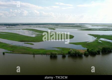 Les inondations dans le delta de la Volga, en Russie. Paysage naturel. Vue de dessus. Banque D'Images