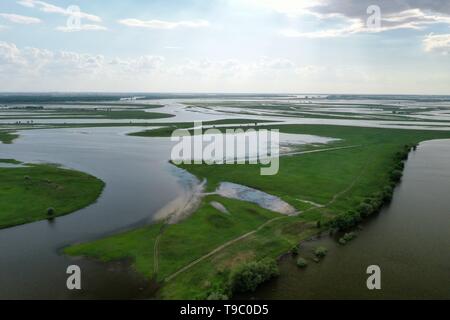 Les inondations dans le delta de la Volga, en Russie. Paysage naturel. Vue de dessus. Banque D'Images