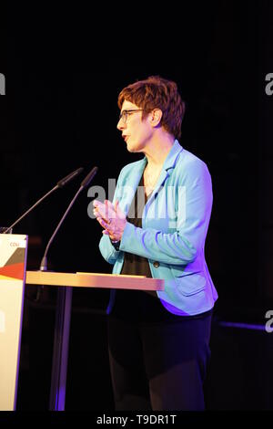 Goerlitz , Allemagne - 16 MAI : Annegret Kramp-Karrenbauer, chef de la CDU (Union démocrate chrétienne), est photographié Banque D'Images