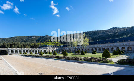 L'Abbaye de Sainte Croix de la vallée de l'falen Banque D'Images