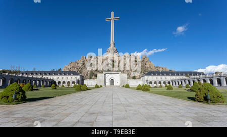 L'Abbaye de Sainte Croix de la vallée de l'falen Banque D'Images