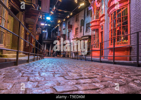 En regardant le chemin de traverse à Warner Bros Studio Tour 'La réalisation d'Harry Potter', Londres, Leavesden Banque D'Images