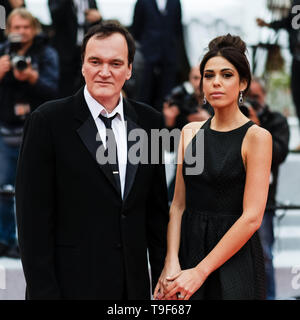 Quentin Tarantino et Daniela pose Pick sur le tapis rouge pour le Wild Goose Lake le samedi 18 mai 2019 au 72e Festival de Cannes, Palais des Festivals, Cannes. Photo : Quentin Tarantino, Daniela Pick. Photo par Julie Edwards. Banque D'Images