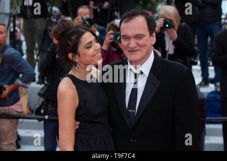Cannes, France. 18 mai, 2019. Quentin Tarantino et Daniela Pick assister à la première de 'The Wild Goose Lake' pendant le 72e Festival du Film de Cannes au Palais des Festivals au Palais des Festivals de Cannes, France, le 18 mai 2019. Utilisation dans le monde entier | Credit : dpa/Alamy Live News Banque D'Images