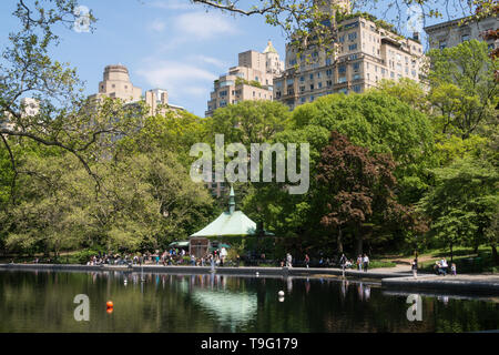 De l'eau conservatoire dans Central Park, New York City Banque D'Images