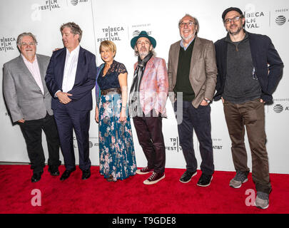 New York, NY - 28 Avril 2019 : Matt Groening, Al Jean, Yeardley Smith, Harry Shearer, James L Brooks et Matt Selman assister à 'The Simpsons' 30e Annive Banque D'Images