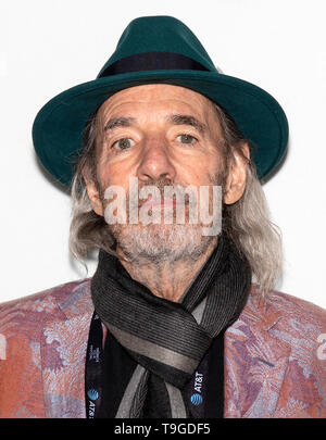New York, NY - 28 Avril 2019 : l'acteur américain et la voix de plusieurs personnages Simpsons Harry Shearer assiste à 'The Simpsons' 30e anniversaire du Banque D'Images