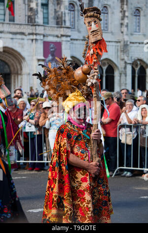 Masque ibérique International Festival (FIMI) . Défilé de costumes et masques traditionnels d'Iberia . Banque D'Images