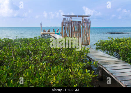 Quai privé sur Caye Caulker, Belize Banque D'Images