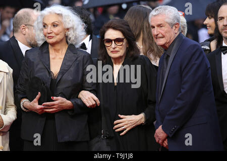 Cannes, France. 18 mai, 2019. Martine Lelouch, Anouk aimée et Claude Lelouch assistant à la 'Les plus belles années d'une vie/les meilleures années d'une vie' premiere pendant le 72e Festival du Film de Cannes au Palais des Festivals le 18 mai 2019 à Cannes, France | worldwide Credit : dpa/Alamy Live News Banque D'Images