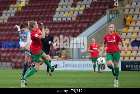 Publicités nord Stadium, Bradford, Royaume-Uni. 18 mai, 2019. Womens FA Premier League Blackburn Rovers, finale contre Coventry, Natasha Silex de Blackburn Rovers tire un coup au but : Action Crédit Plus Sport/Alamy Live News Banque D'Images