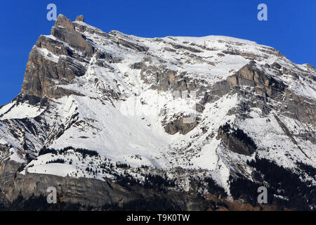 Les Aiguilles de Warens. Alpes françaises. Haute-Savoie. La France. Banque D'Images