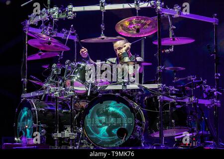 18 mai 2019 - Columbus, Ohio, États-Unis - MIKE WENGREN de perturbé pendant le Festival de musique de Sonic Temple au stade MAPFRE à Columbus, Ohio (crédit Image : © Daniel DeSlover/Zuma sur le fil) Banque D'Images