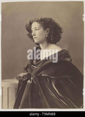 Portrait de Sarah Bernhardt (1844-1923). Musée : BIBLIOTHÈQUE NATIONALE DE FRANCE. Auteur : Nadar Gaspard-Félix. Banque D'Images