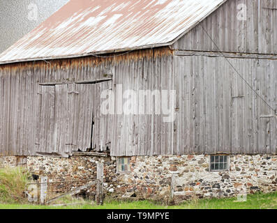 Ancienne grange de pays et patiné avec abstract background Banque D'Images