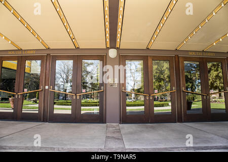 L'entrée au Festival de Théâtre de Stratford, Ontario, Canada. L'Hall. Banque D'Images