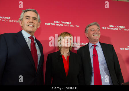 Glasgow, Royaume-Uni. 20 mai, 2019. L'ancien Premier ministre travailliste Gordon Brown va rejoindre le dirigeant syndical écossais Richard Leonard et les candidats du parti pour une campagne des élections au Parlement européen, au phare de rallye gallery de Glasgow. Crédit : Colin Fisher/Alamy Live News Banque D'Images