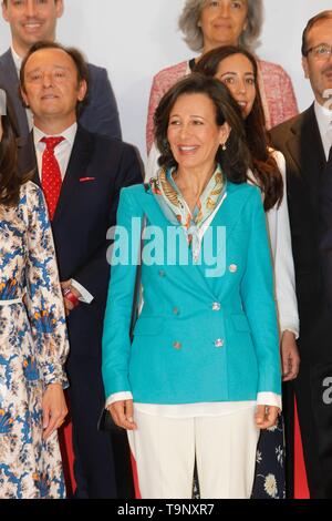 Madrid, Espagne. 20 mai, 2019. Reine Letizia Ortiz pendant 11 édition de "Proyectos Sociales de Banco Santander " 2019 awards à Madrid le lundi , 20 mai 2019. Appuyez sur Cordon Cordon Crédit : Presse/Alamy Live News Banque D'Images