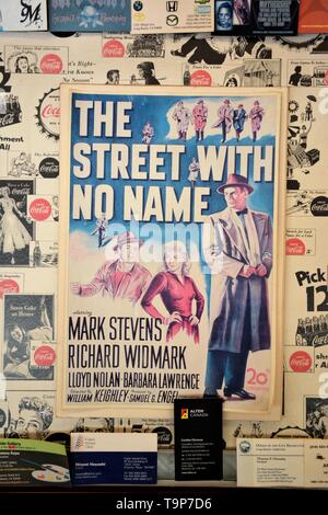 Affiche pour le film Street Sans Nom de 1948 avec Richard Widmark Lloyd Nolan Mark Stevens filmé à San Pedro et à Los Angeles en Californie à la télévision Banque D'Images