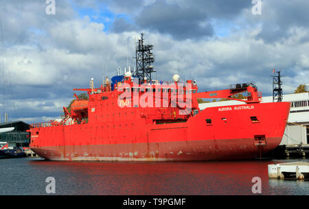 L'Aurora Australis est le gouvernement australien sur l'Antarctique et du réapprovisionnement navire qui opère à partir de la ville portuaire d'Hobart en Tasmanie Aus Banque D'Images