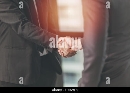 Businessman Shaking hand, Entente de projet, Business Travail Concept Banque D'Images