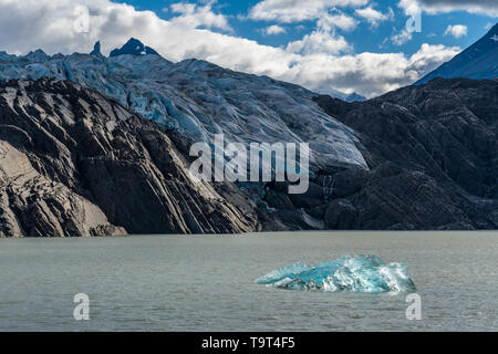 Le Glacier Grey et lac Grey dans le Parc National Torres del Paine, une réserve mondiale de la biosphère de l'UNESCO au Chili en Patagonie de l'Amérique du Sud. Banque D'Images