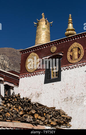 Le monastère de Drepung a été fondée en 1416 après J.-C. et était le plus grand monastère dans tous les du Tibet, le logement jusqu'à 10 000 moines à la fois. Près de Lhassa, Tib Banque D'Images