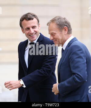 Paris, France. 20 mai, 2019. Le président français, Emmanuel Macron (L) se réunit avec les visites du Président du Conseil européen, Donald Tusk à l'Elysée à Paris, France, le 20 mai 2019. Credit : Gao Jing/Xinhua/Alamy Live News Banque D'Images