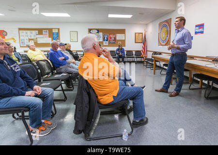 Burlington, Iowa, États-Unis. 20 mai, 2019. 15e Congrès de District de Californie et candidate présidentielle Eric Swalwell fait campagne à la FIOE union hall Burlington, Iowa, États-Unis. Credit : Keith Turrill/Alamy Live News Banque D'Images