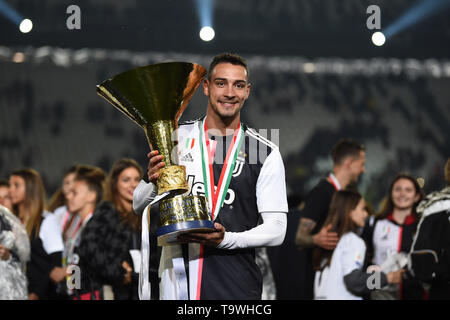 Mattia De Sciglio (Juventus) au cours de l'Italien 'Serie' un match entre la Juventus 1-1 Atalanta de Allianz Stadium le 19 mai 2019 à Turin, Italie. (Photo de Maurizio Borsari/AFLO) Banque D'Images