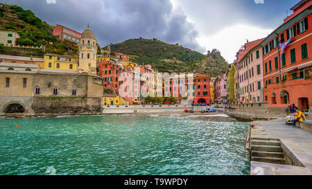 Vernazza Village de Cinque Terre, La Spezia, Italie Banque D'Images