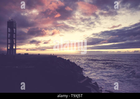 Scenic coucher du soleil à Puerto de la Cruz, tons de couleur photo, Tenerife, Espagne. Banque D'Images