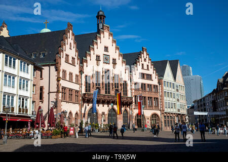 Le Ršmer, à l'hôtel de ville de Frankfurt am Main, emblème de la ville, s'gable faade Banque D'Images