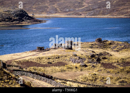 Tours préhistoriques à Sillustani, Pérou. Banque D'Images