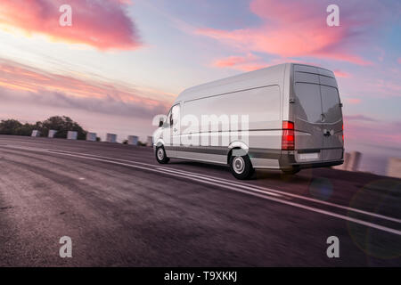 Le rendu 3D de Van ou camion de transitaire ou compagnie de transport sur la route offre rapidement les paquets et les livraisons du jour au lendemain Banque D'Images