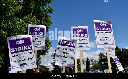 Piquet de grève des signes. Association des enseignants de New Haven New Haven grève Unified School District à Union City, Californie, le 20 mai, 2019 Banque D'Images