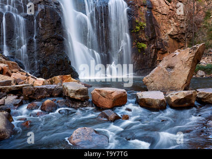 Destination touristique populaire, McKenzie Falls Banque D'Images