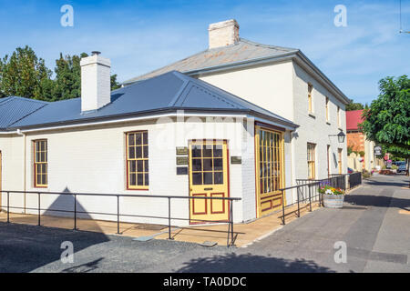 La Tasmanie, Australie - le 4 mars 2019 : anciens bâtiments de Russell Street, dans la ville historique de Evandale en Tasmanie, Australie. Banque D'Images