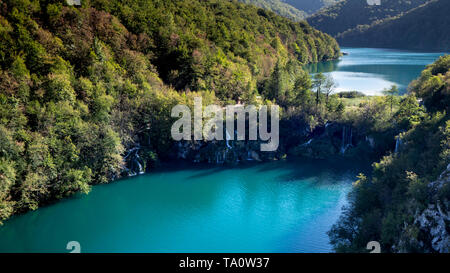 Vue sur une sur une partie du Parc National de Plitvice Banque D'Images